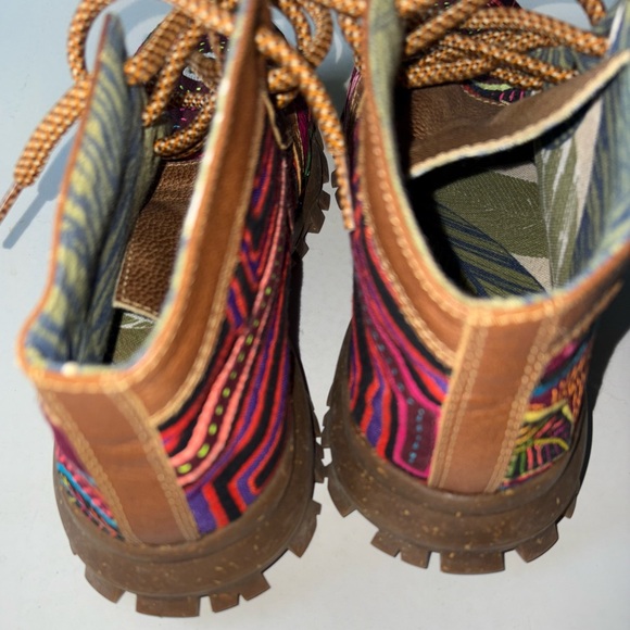 Molas4U vegan boot women's sz 39 NWOT - Picture 8 of 12